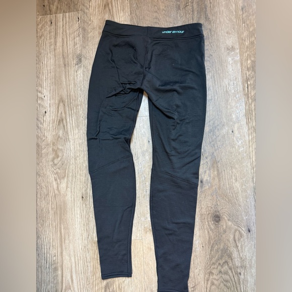 Women’s Under Armour Cold Gear Base Layer 2.0 Black Leggings - Picture 4 of 4